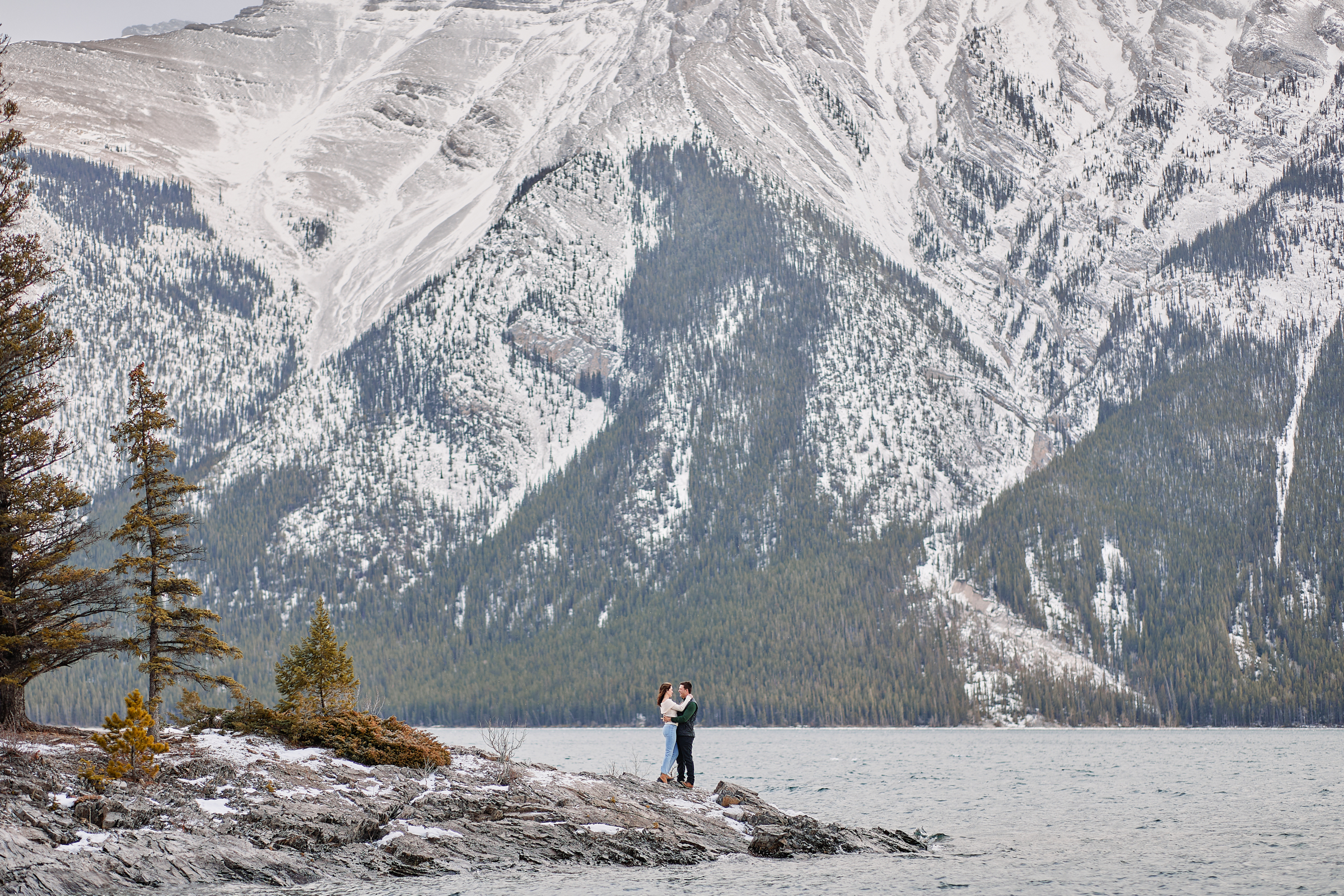Lake Minnewanka Winter Engagement Photos