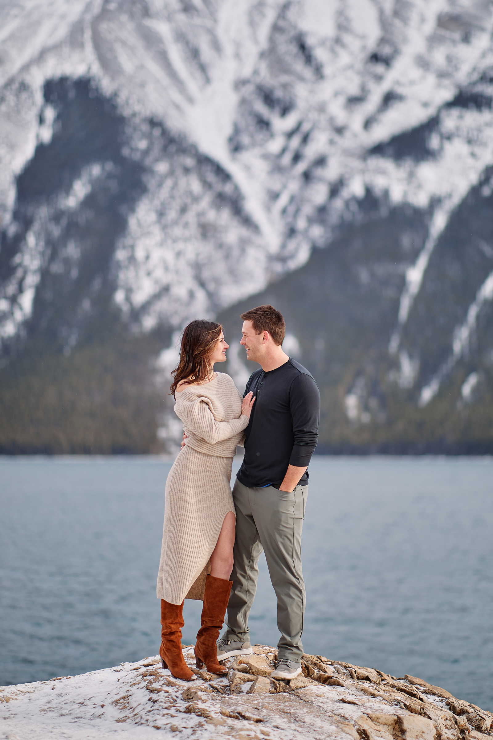 Lake Minnewanka Winter Engagement Photos