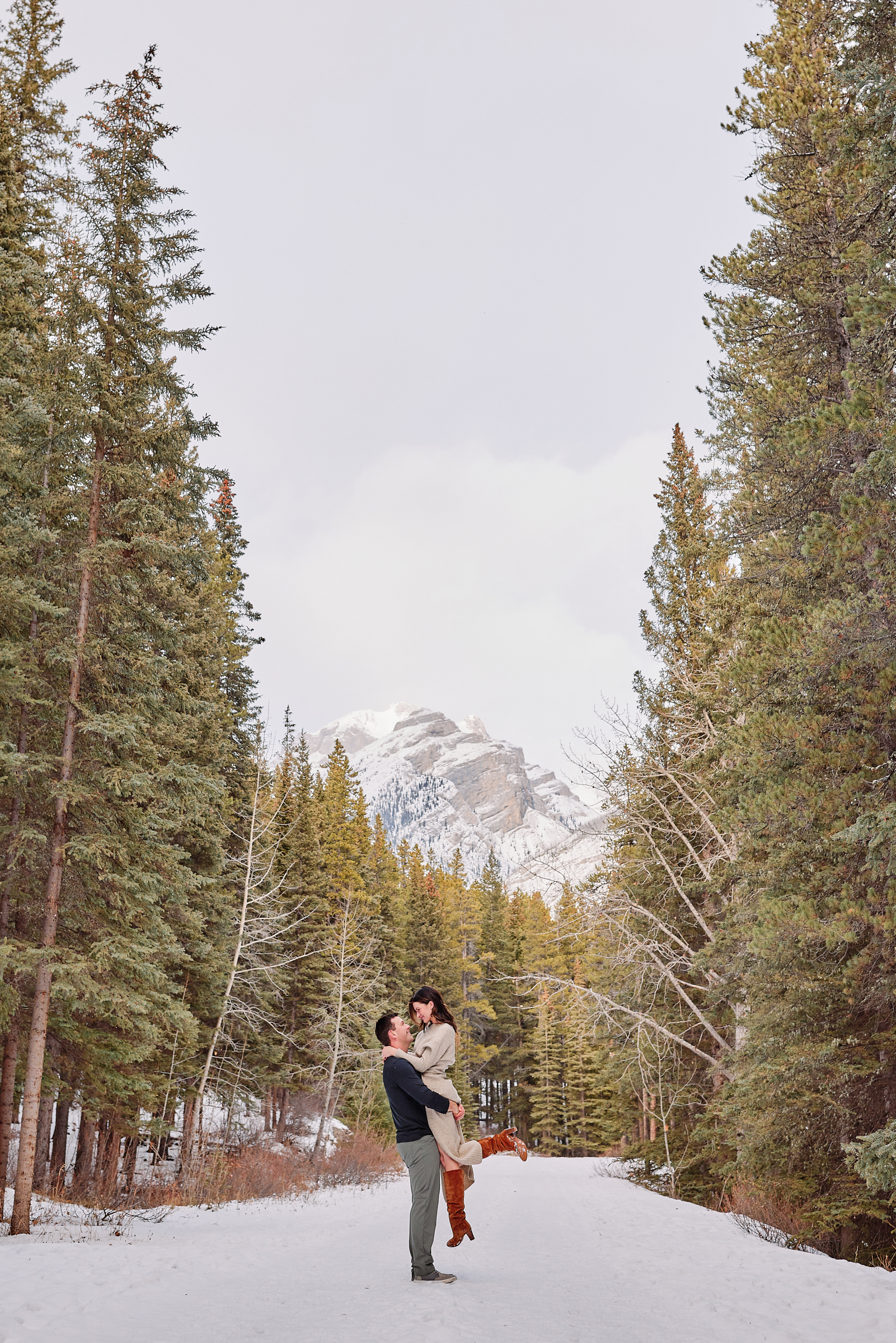 Lake Minnewanka Winter Engagement Photos