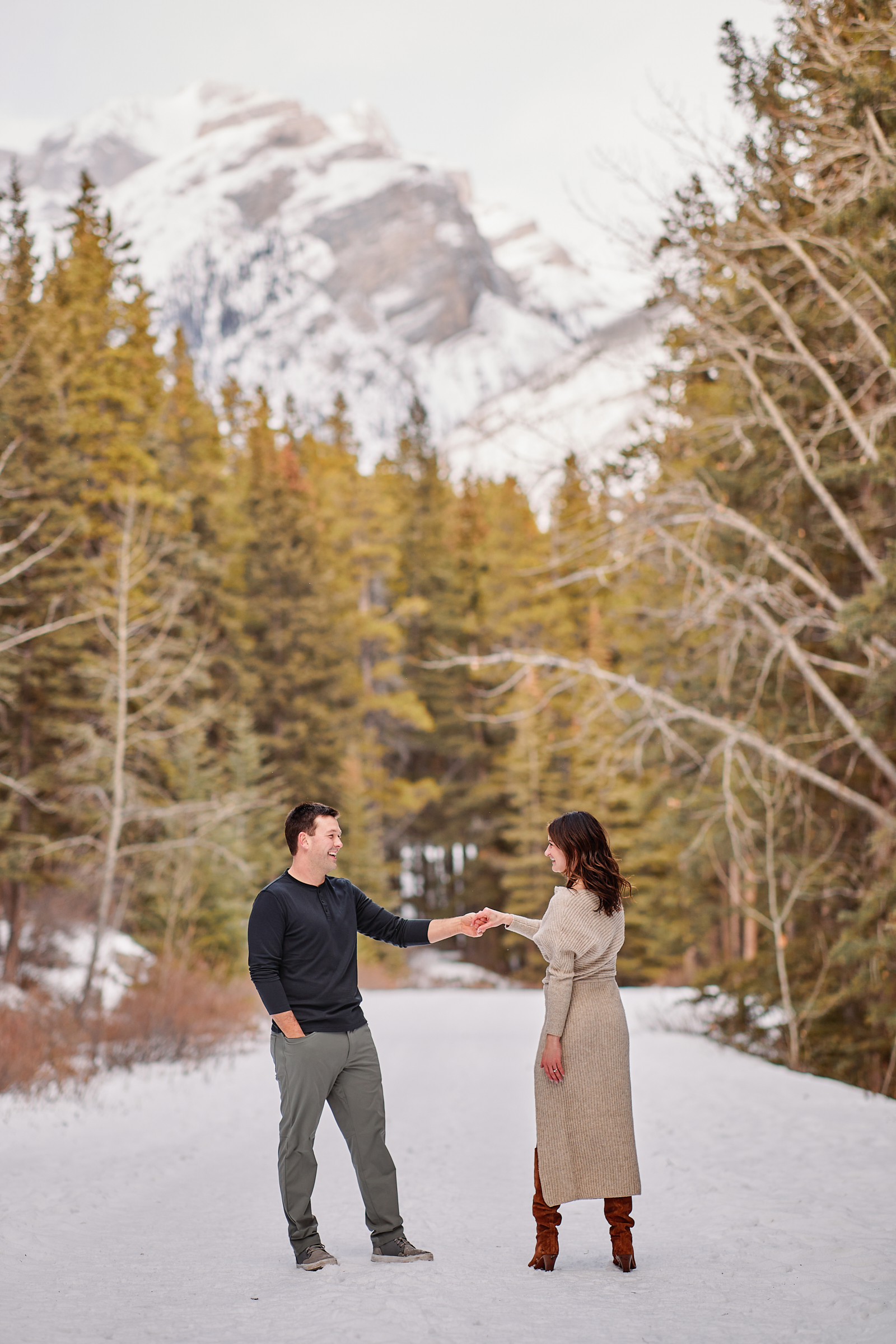 Lake Minnewanka Winter Engagement Photos