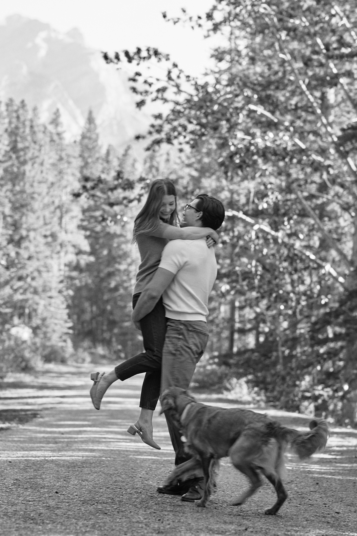 Lake Minnewanka Engagement Photos