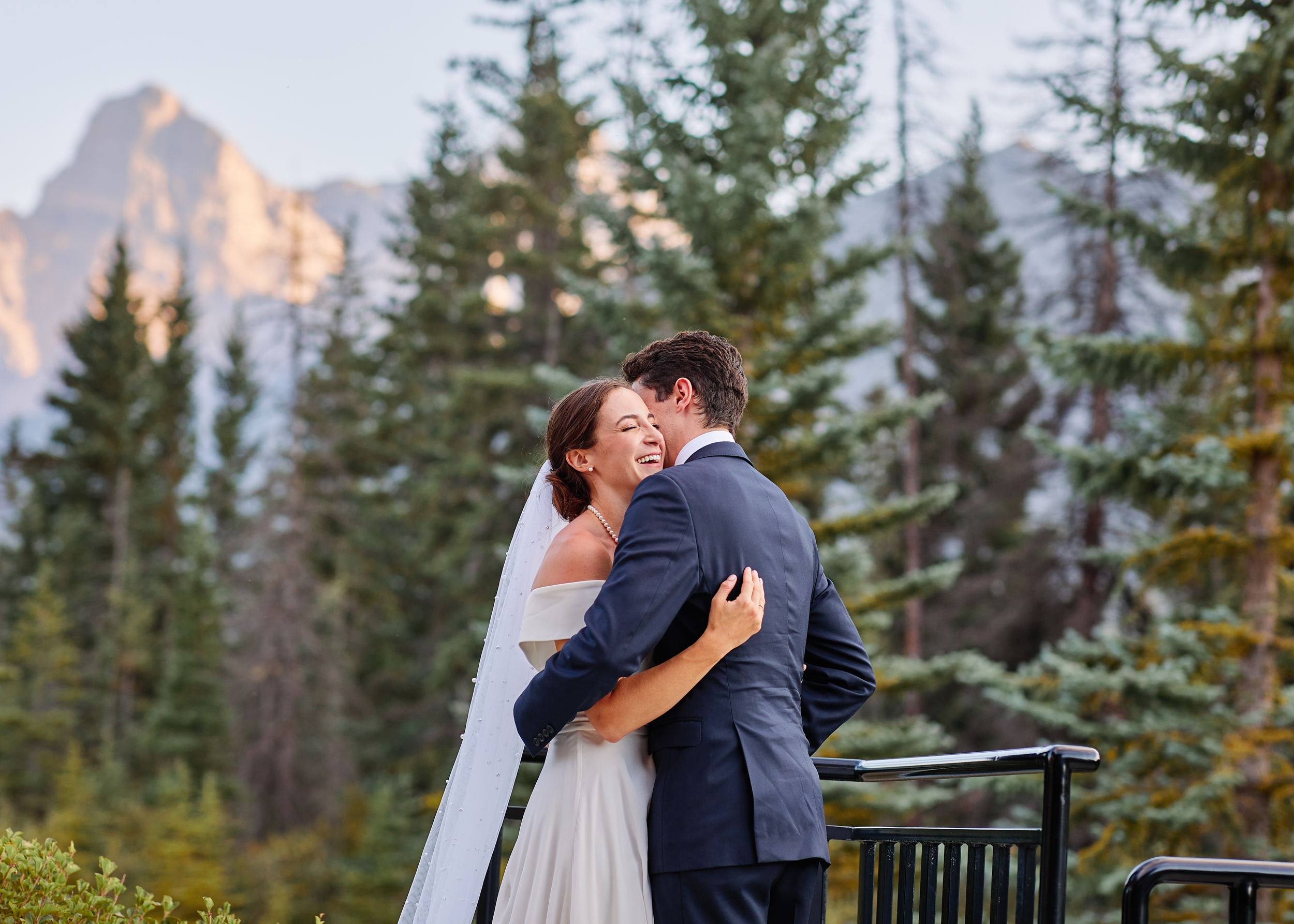 Malcolm Hotel Canmore Wedding
