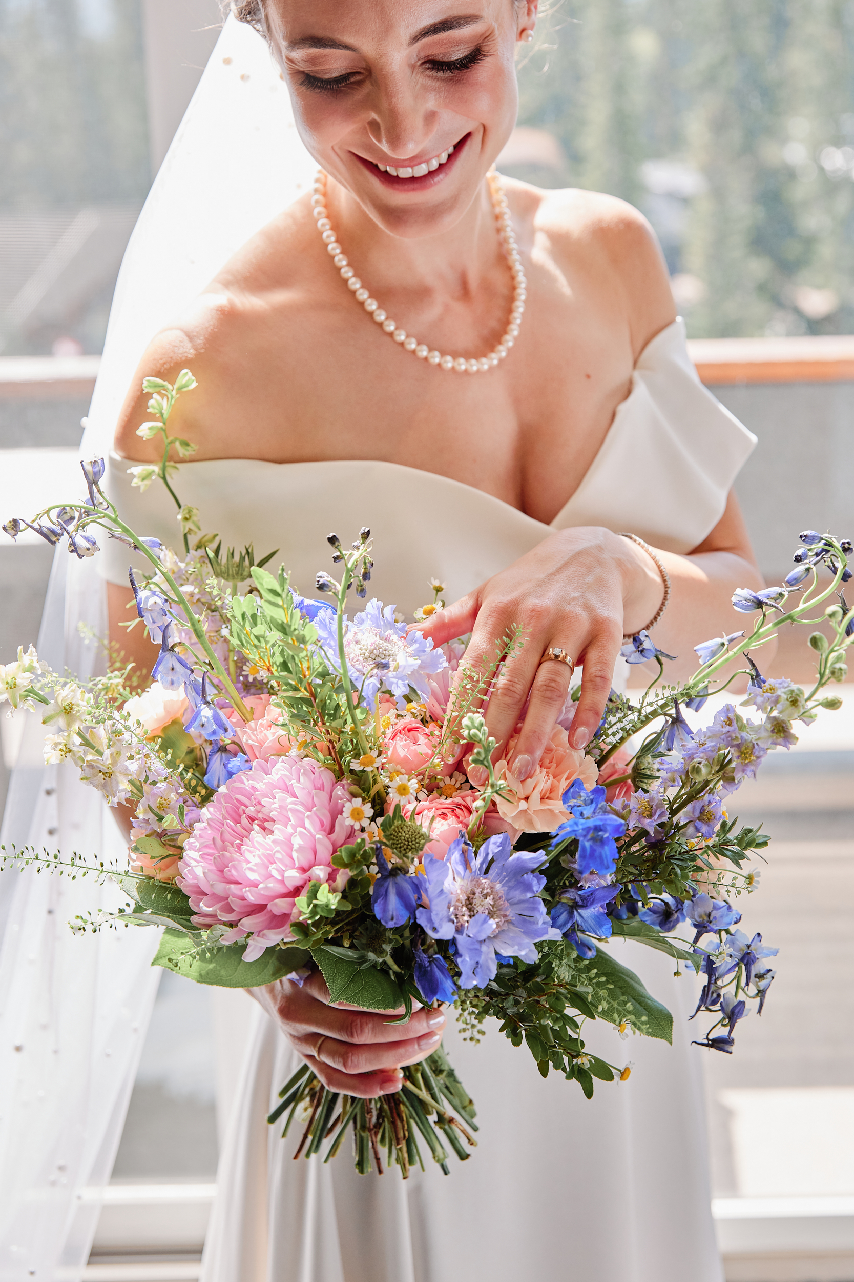 Malcolm Hotel Canmore Wedding