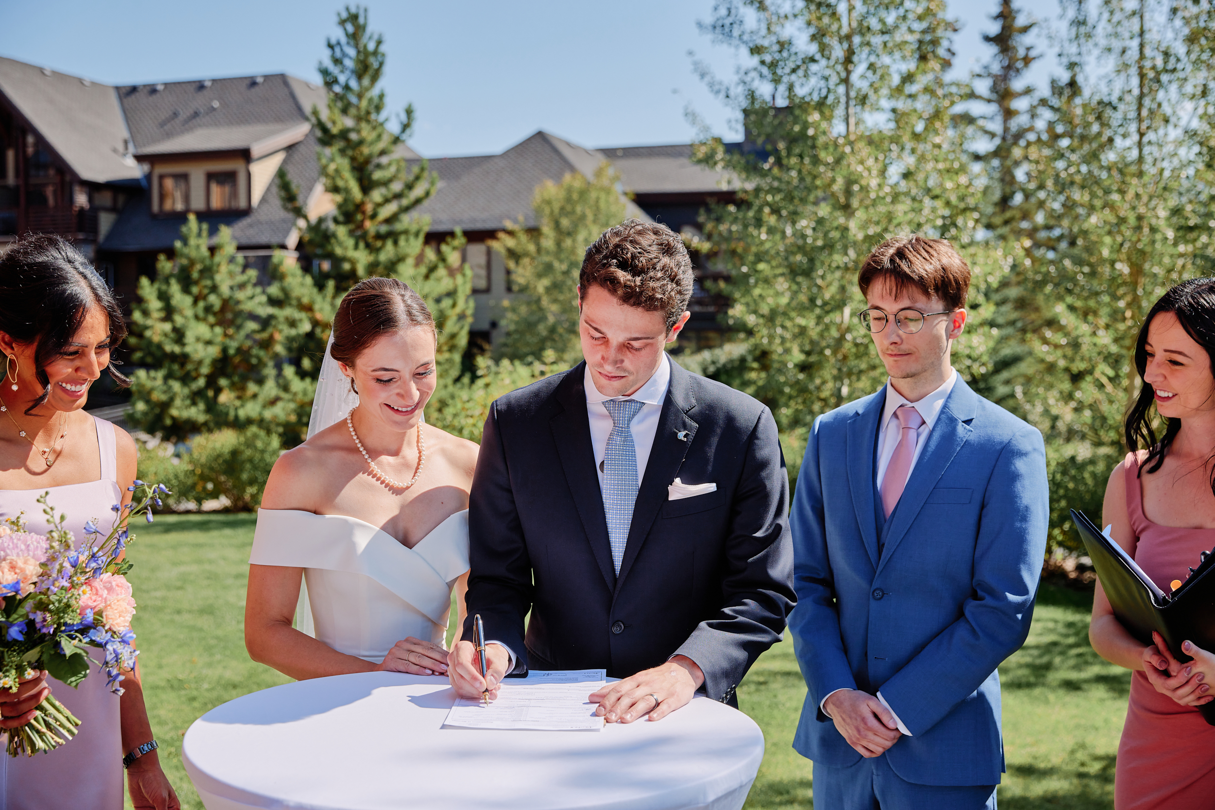 Malcolm Hotel Canmore Wedding