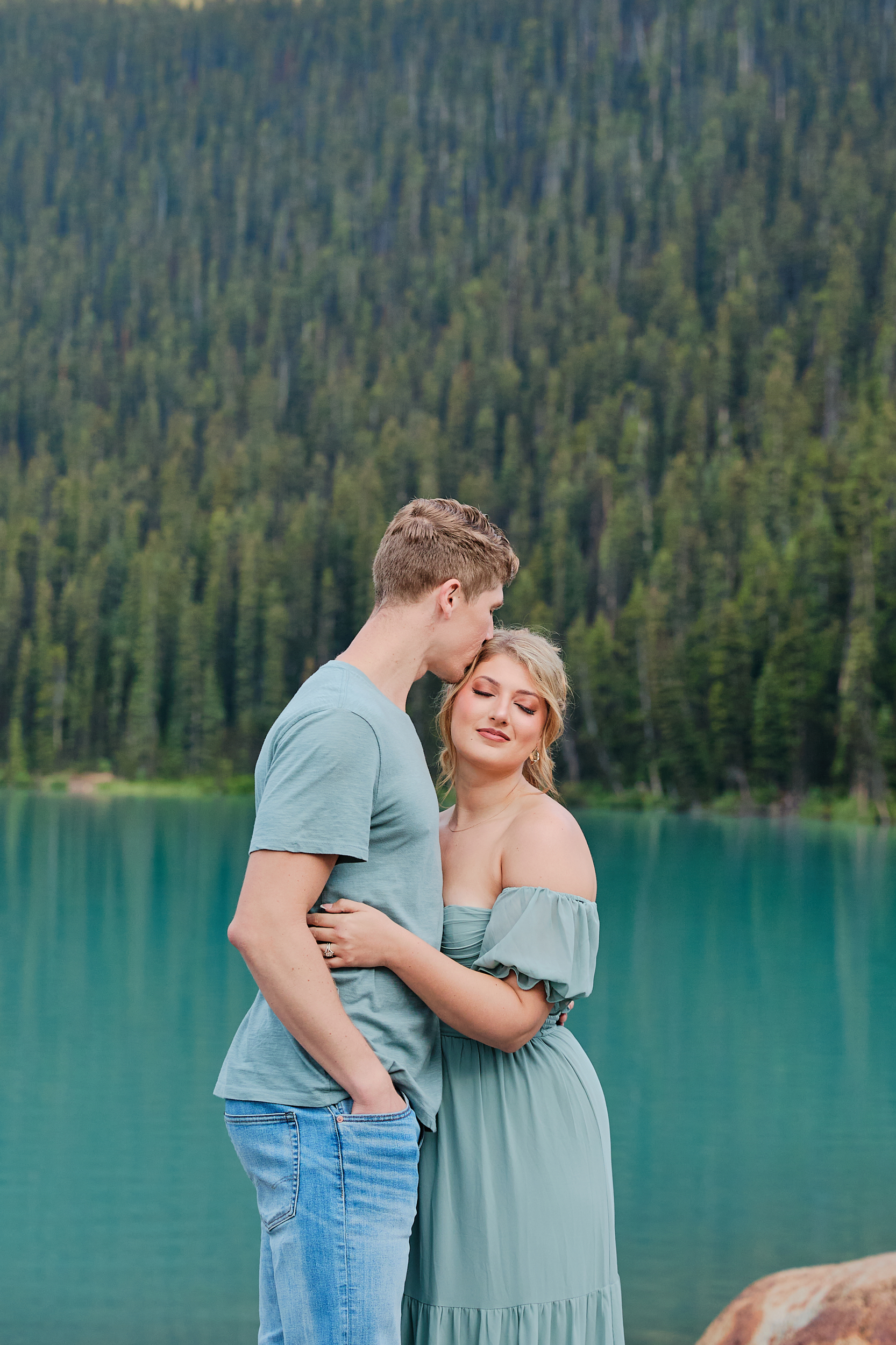 Lake Louise Portraits - Greco Photo Company