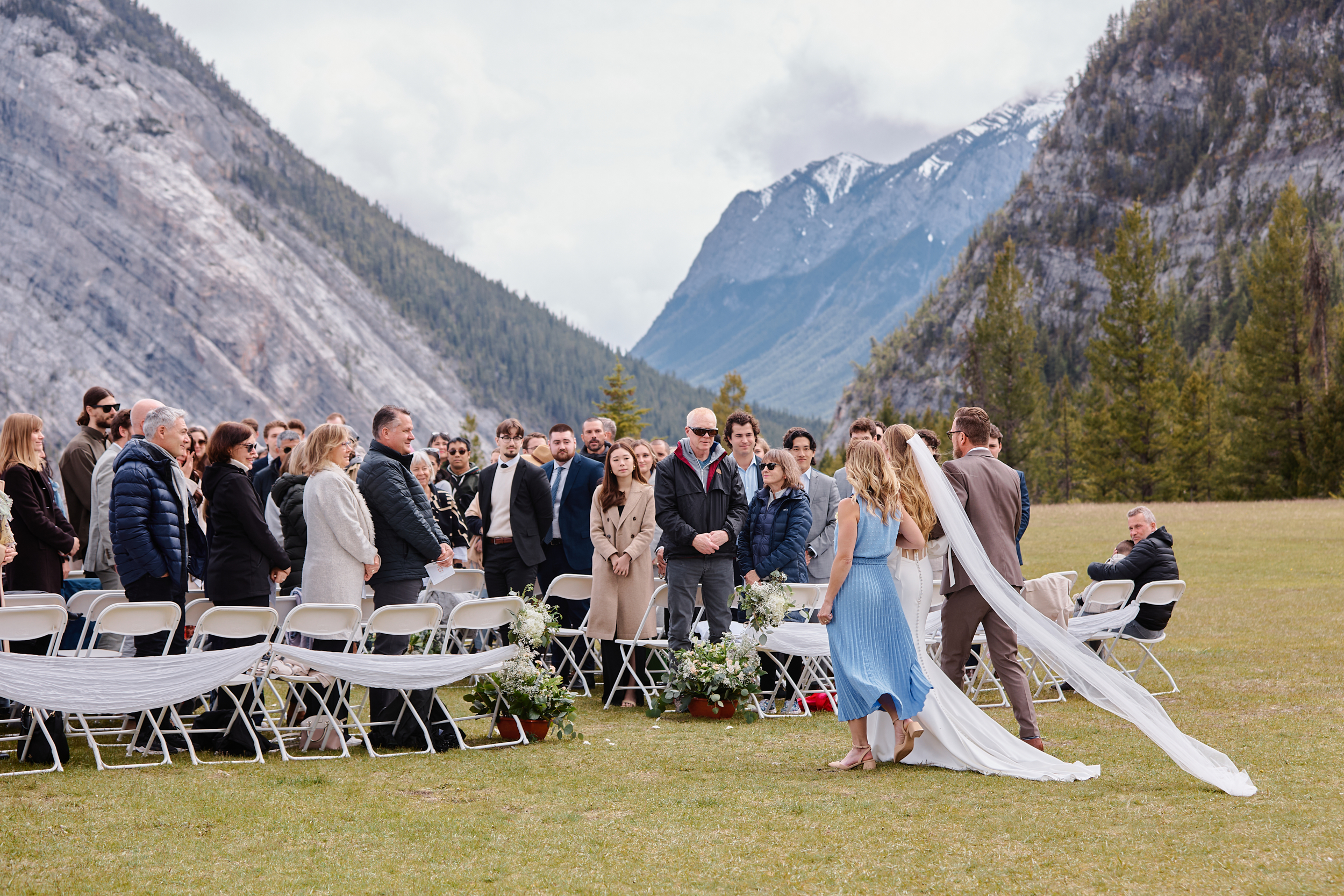 Tunnel Mountain Reservoir Wedding