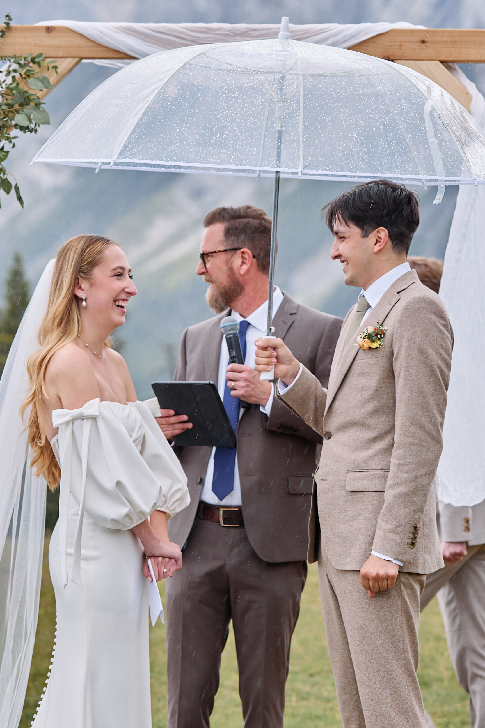 Tunnel Mountain Reservoir Wedding