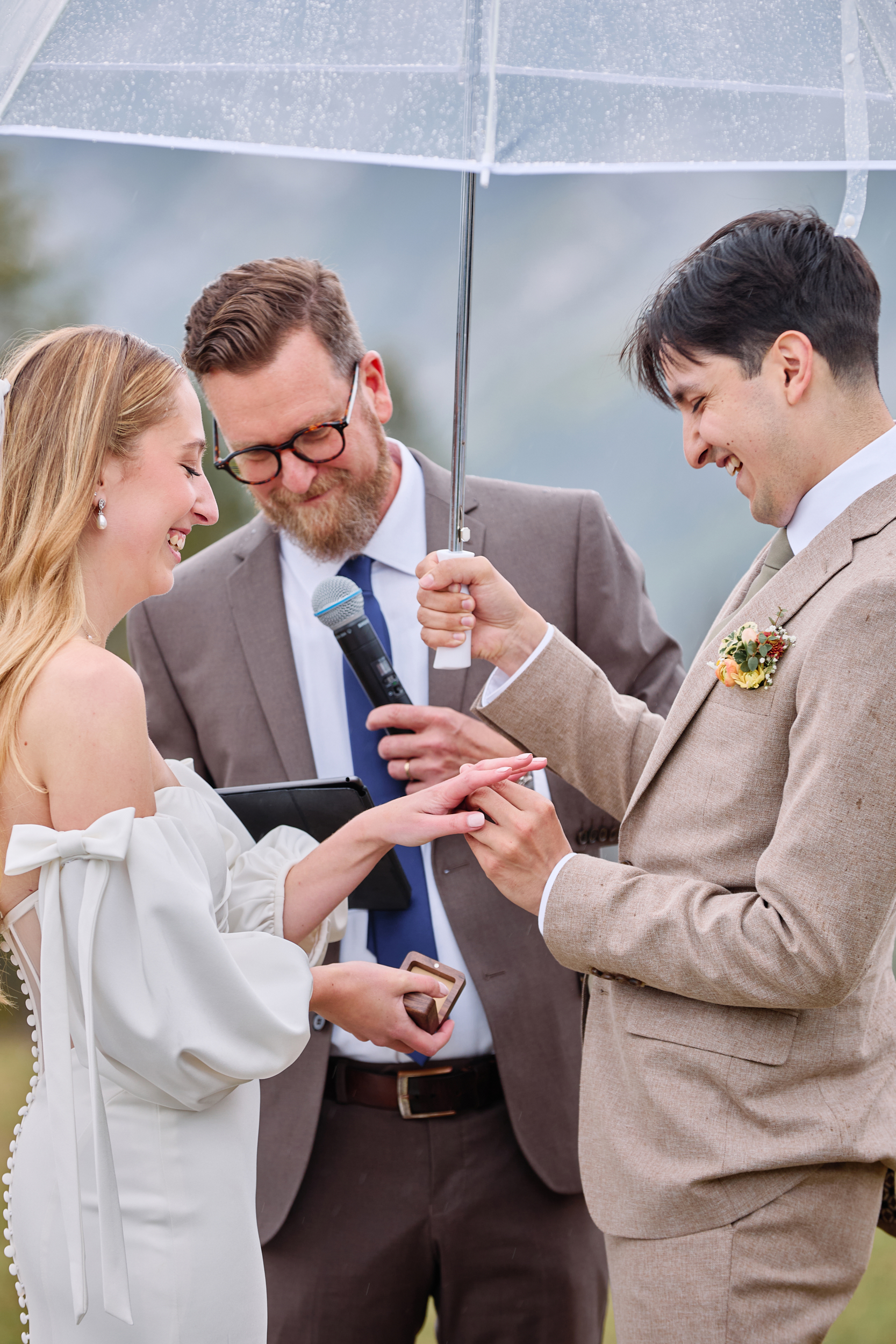 Tunnel Mountain Reservoir Wedding