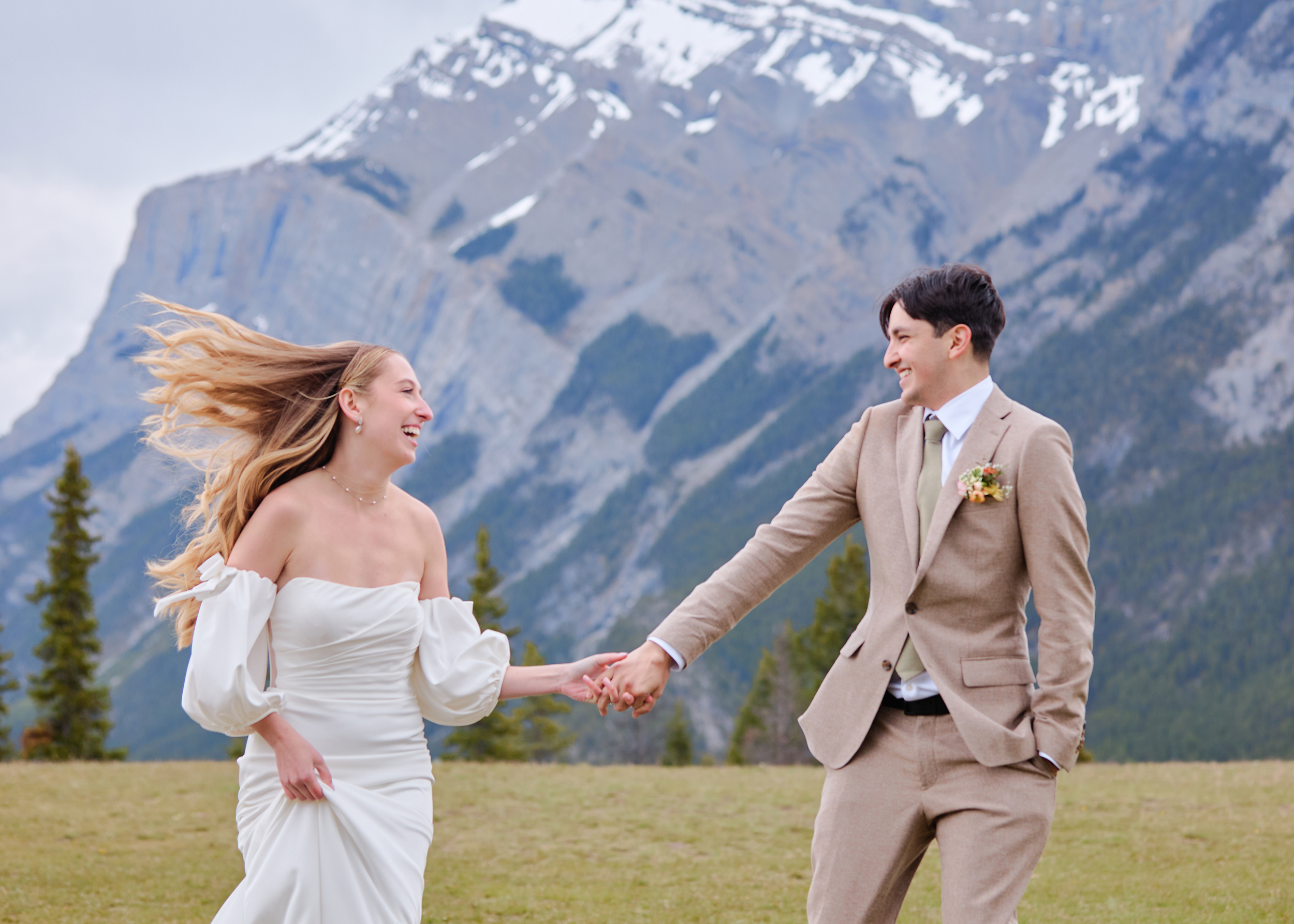 Tunnel Mountain Reservoir Wedding