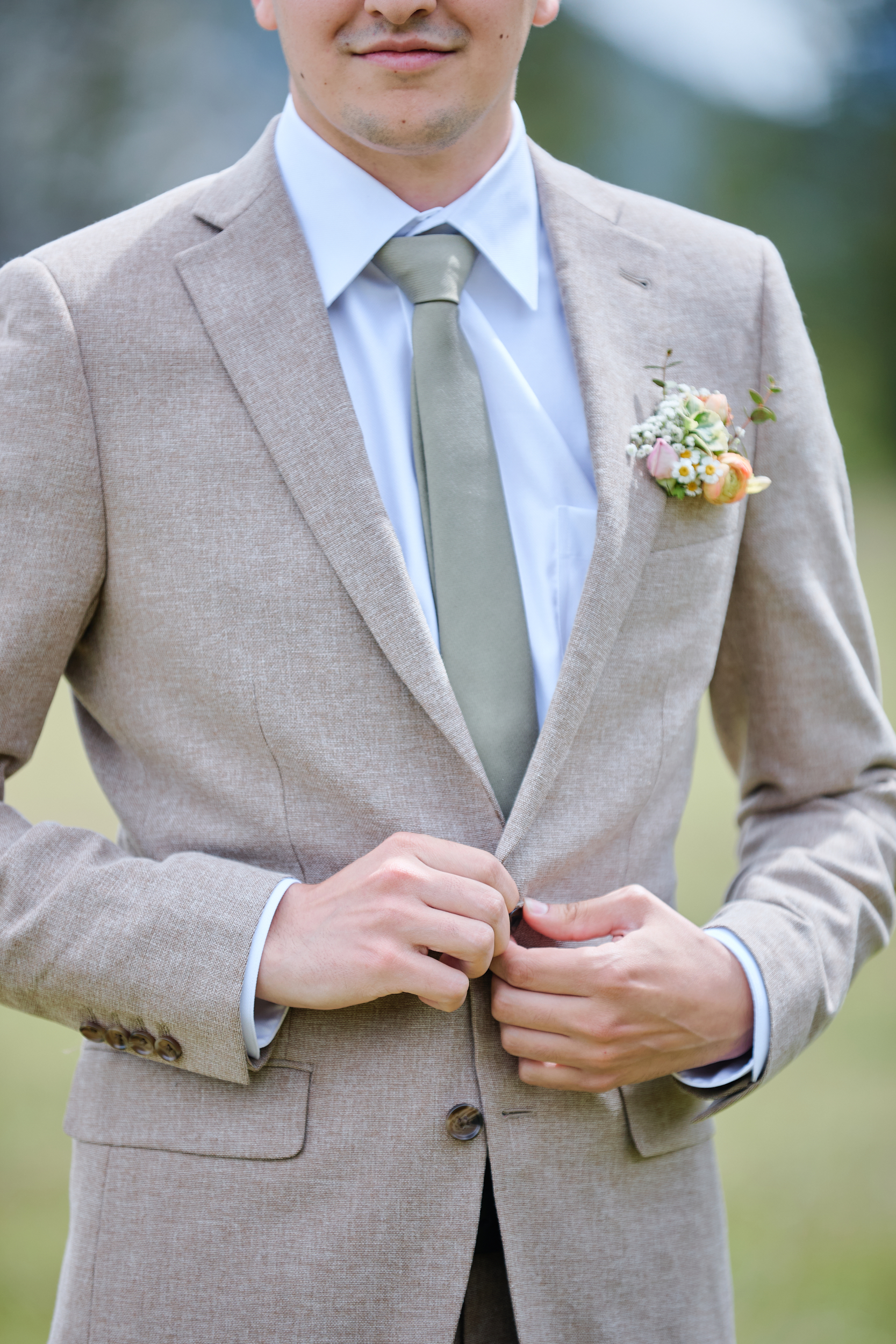 Tunnel Mountain Reservoir Wedding