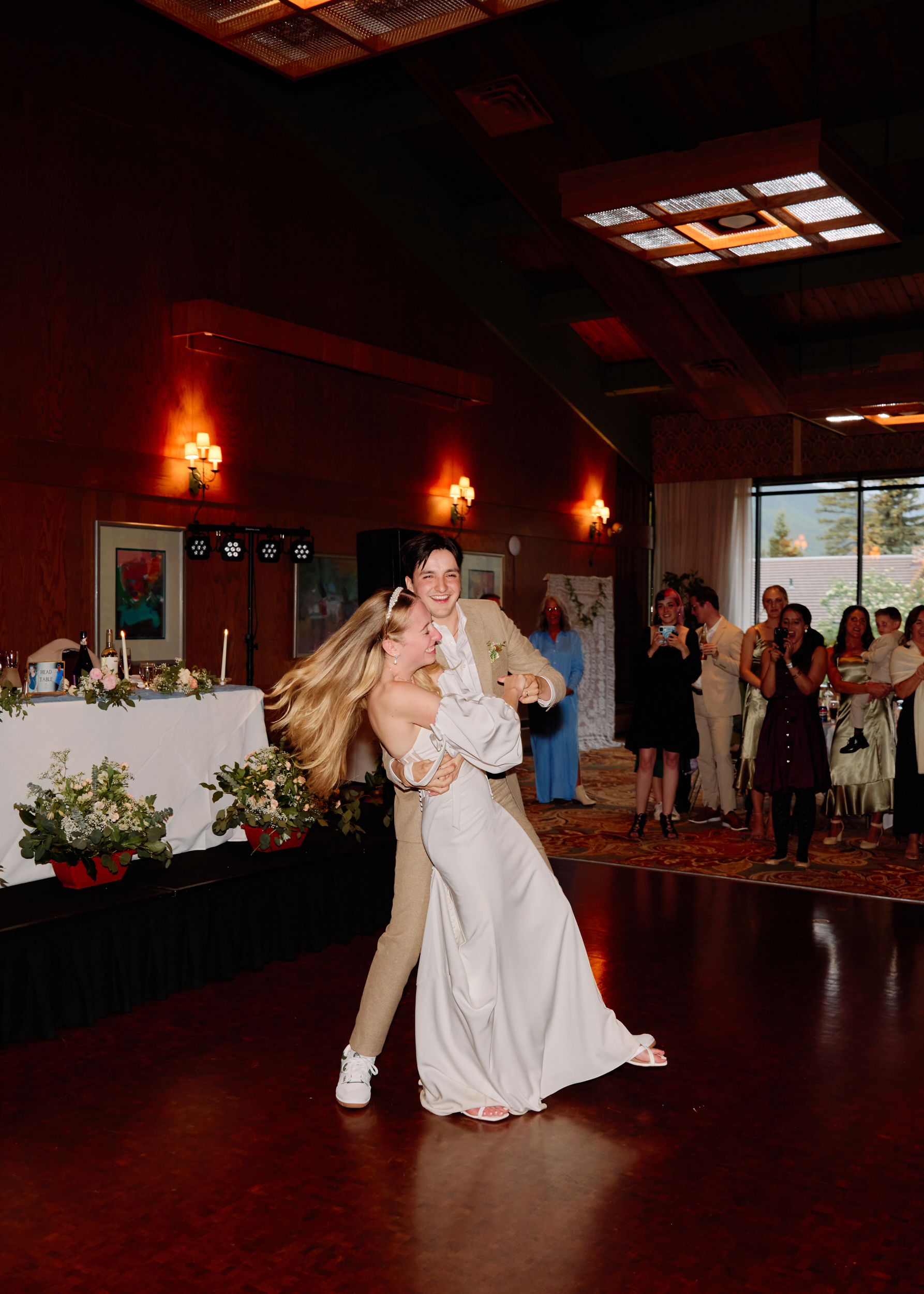 Tunnel Mountain Reservoir Wedding