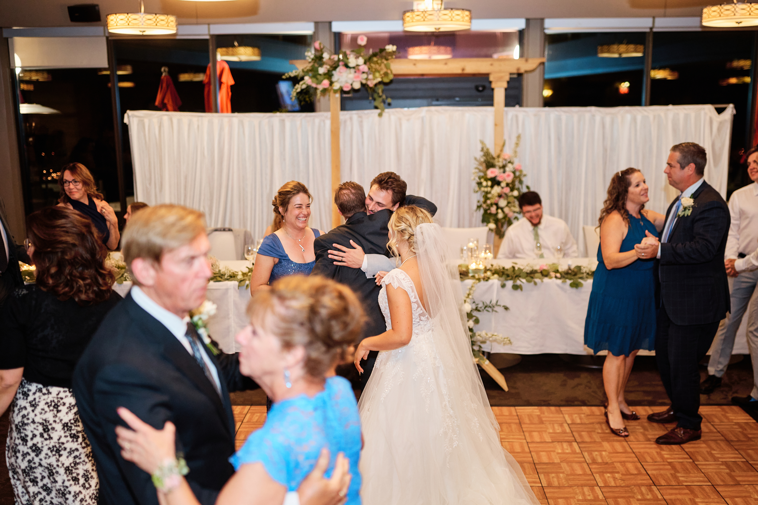 Priddis Greens Golf and Country Club Wedding