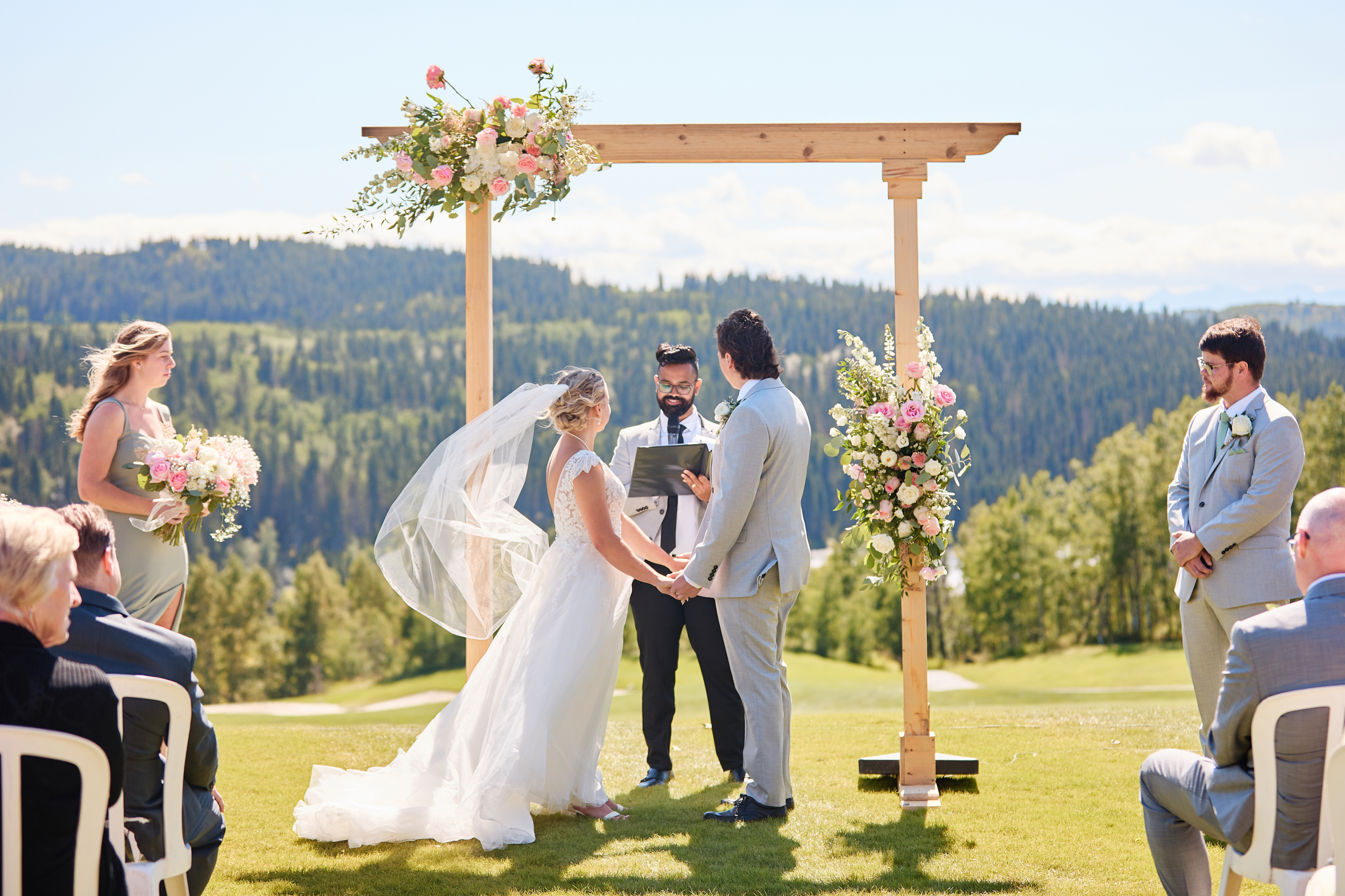 Priddis Greens Golf and Country Club Wedding