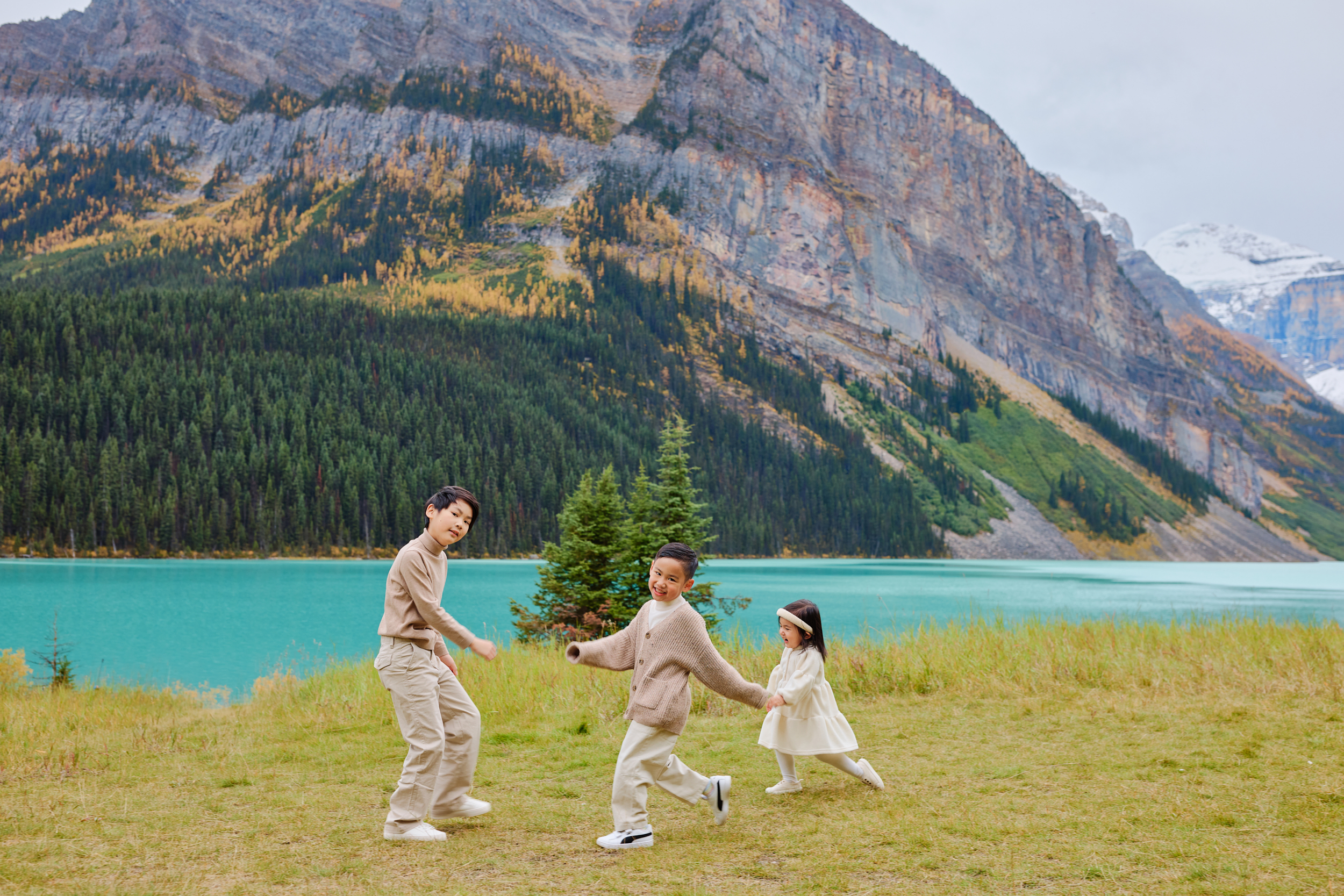 Lake Louise Family Photos - Greco Photo Co