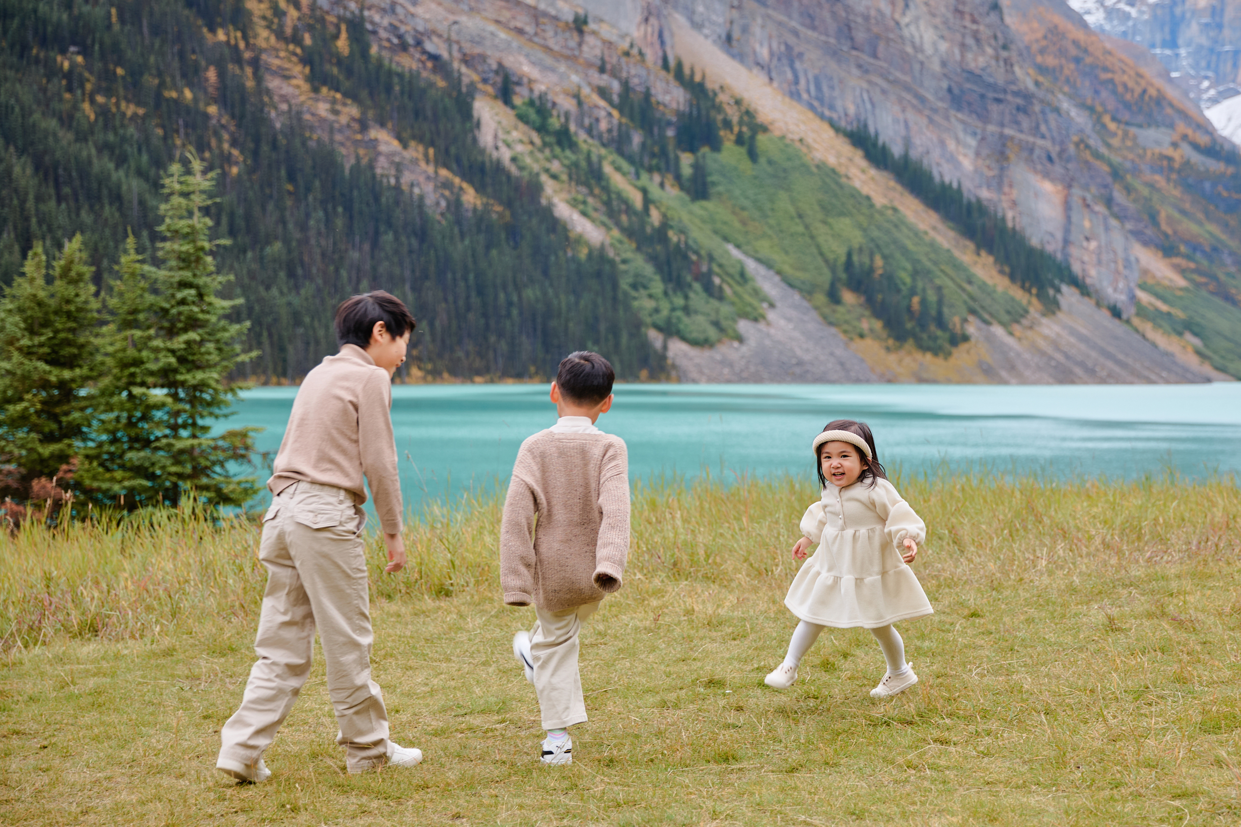 Lake Louise Family Photos - Greco Photo Co