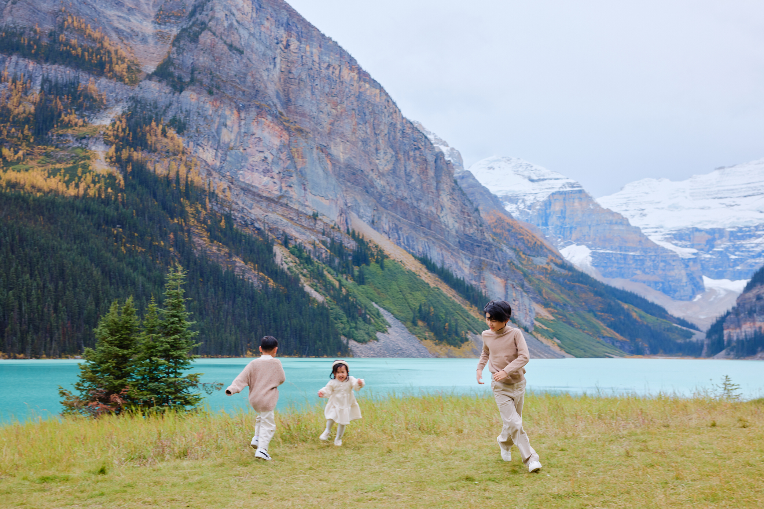 Lake Louise Family Photos - Greco Photo Co