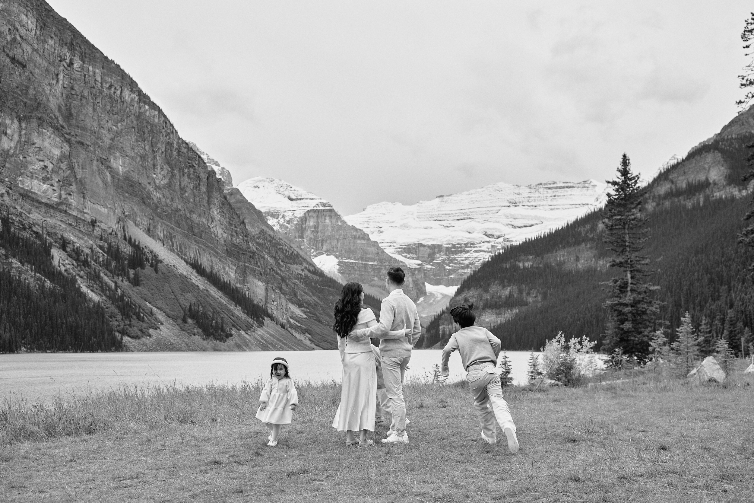 Lake Louise Family Photos - Greco Photo Co