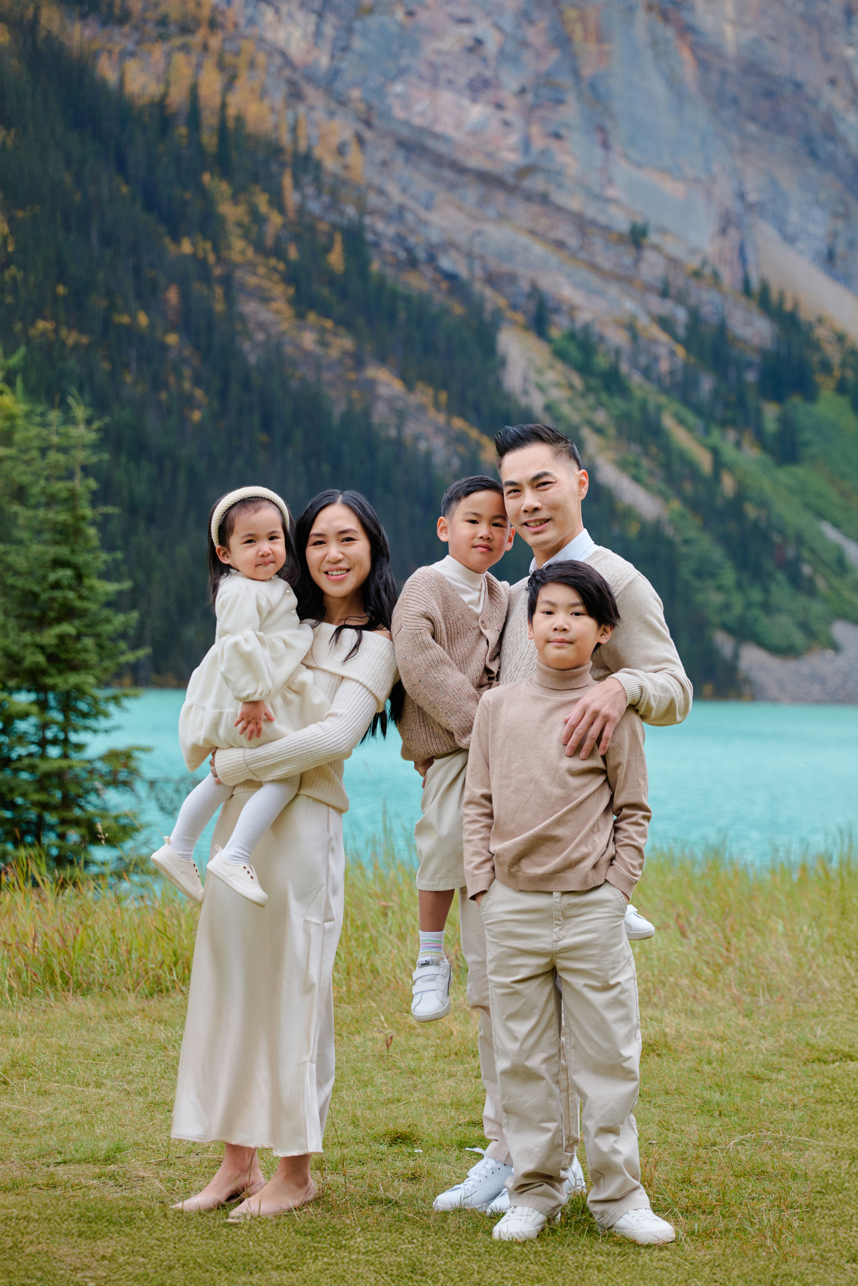 Lake Louise Family Photos - Greco Photo Co