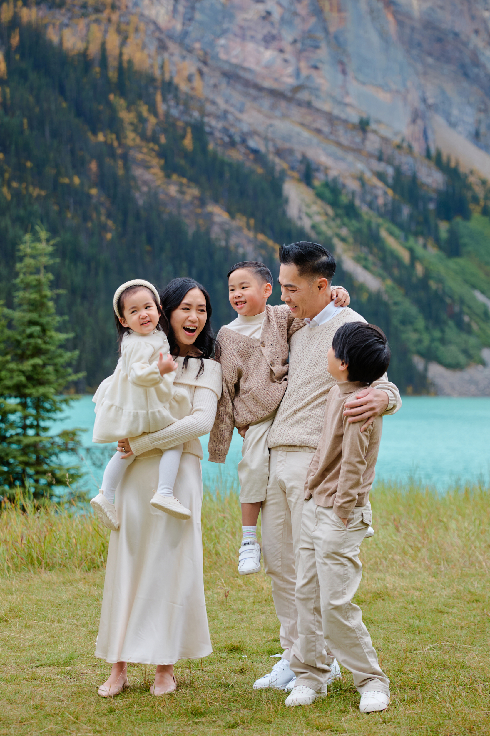 Lake Louise Family Photos - Greco Photo Co