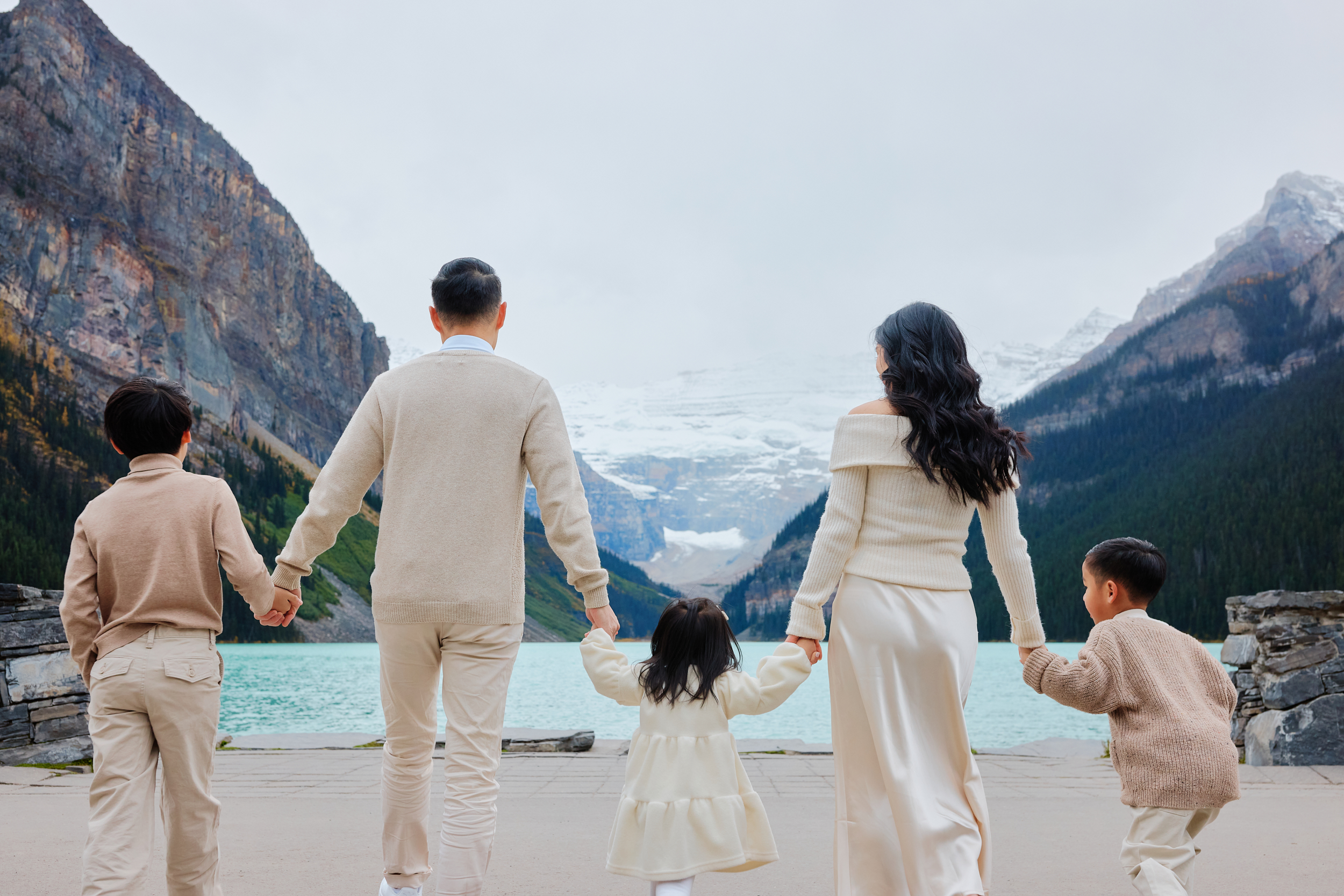 Lake Louise Family Photos - Greco Photo Co