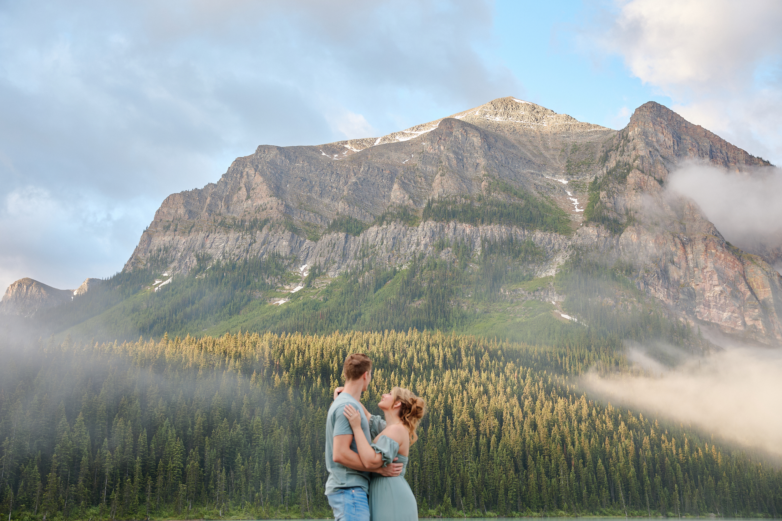 Lake Louise Portraits - Greco Photo Company