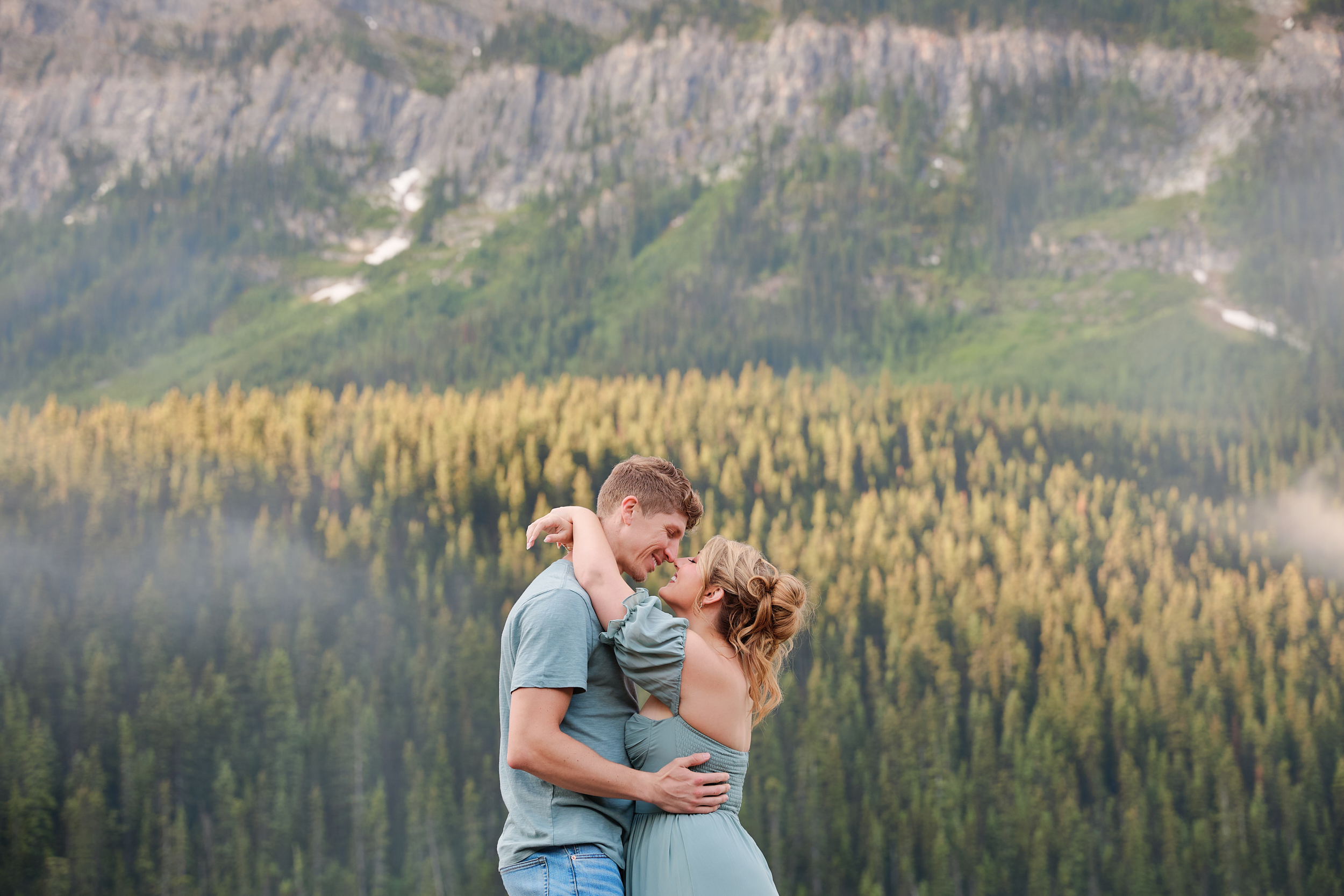 Lake Louise Portraits - Greco Photo Company